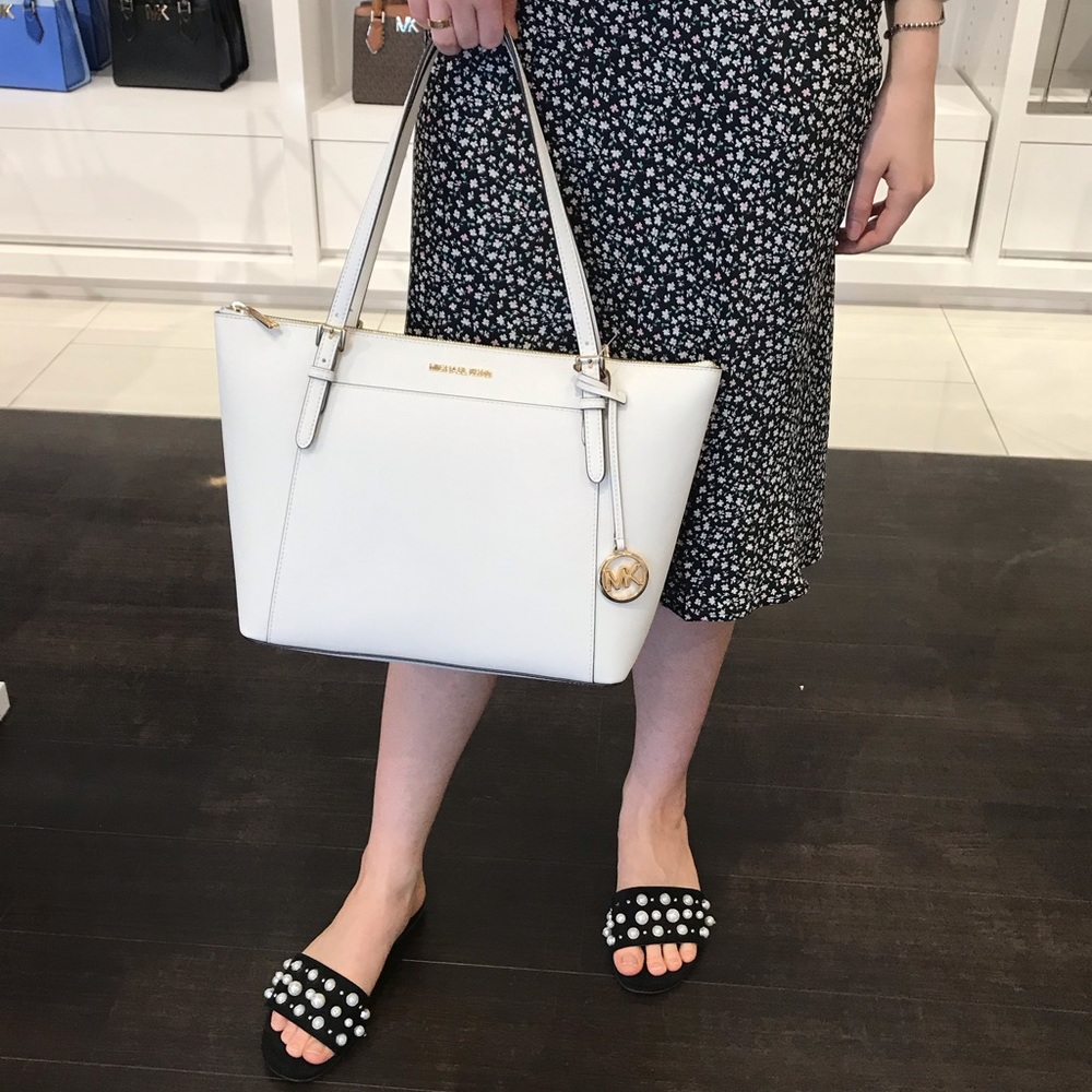 NWT Michael Kors Ciara LG EW TZ Tote Optic White - Picture 2 of 13